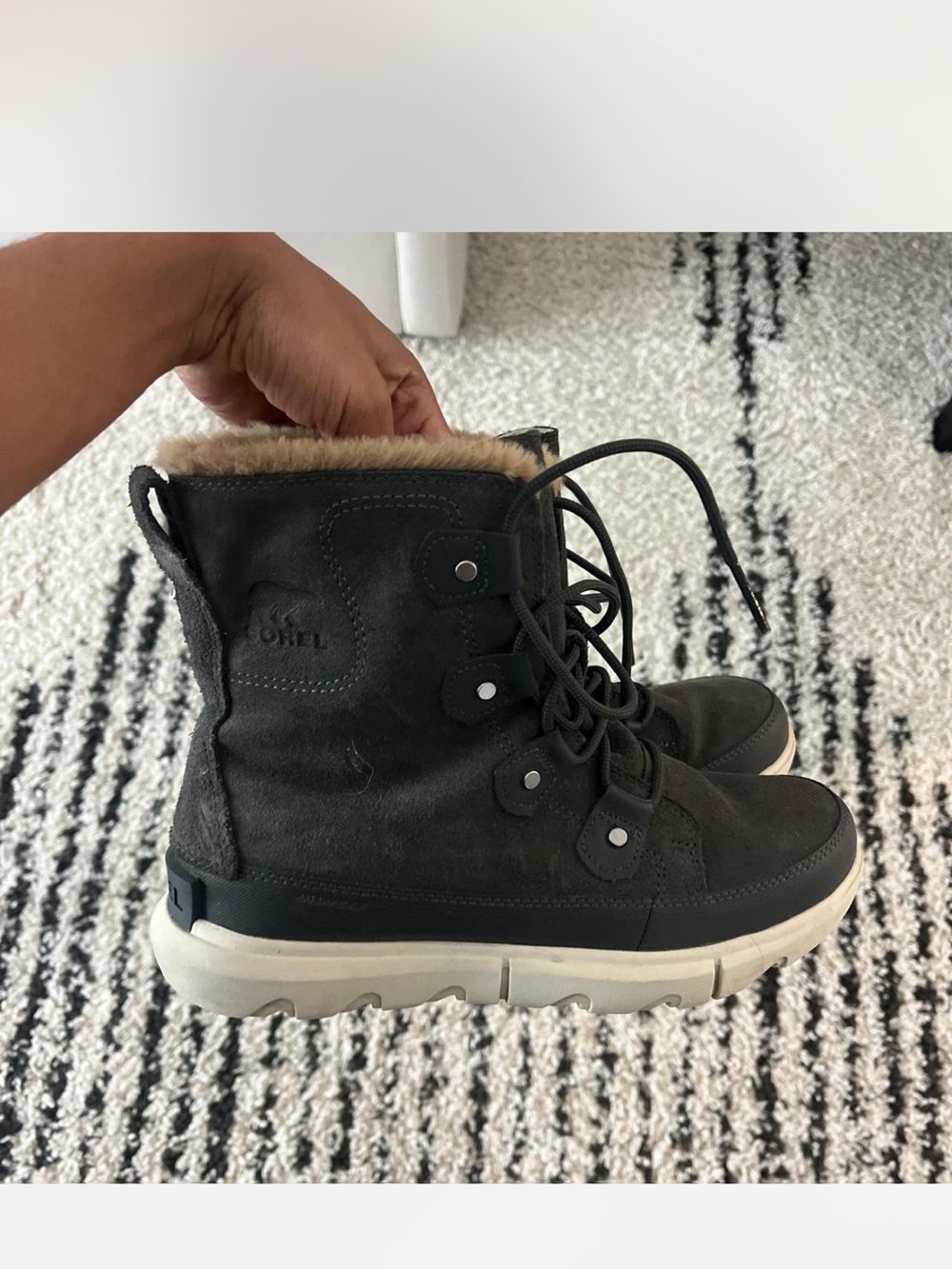 Sorel Black Suede Faux-Fur Collar Lace-Up Winter Boot